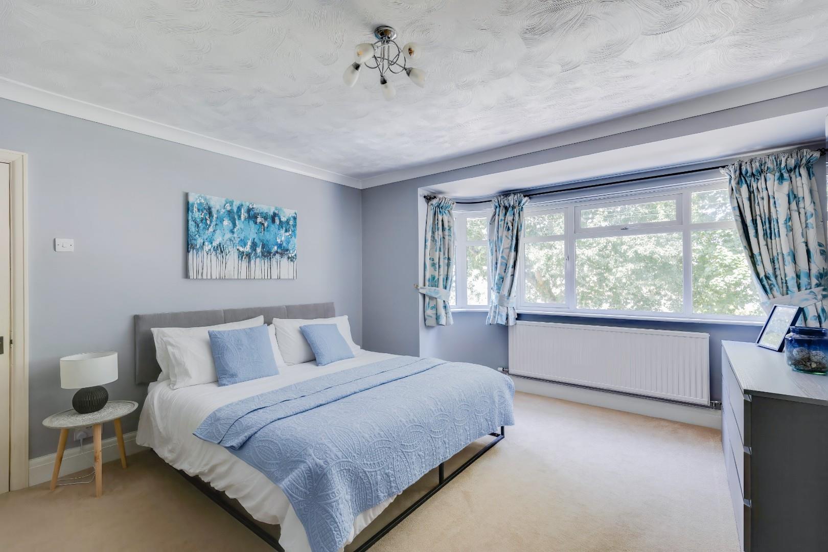 Aldenham Road, Porthcawl, Bridgend County Borough, CF36 5PG